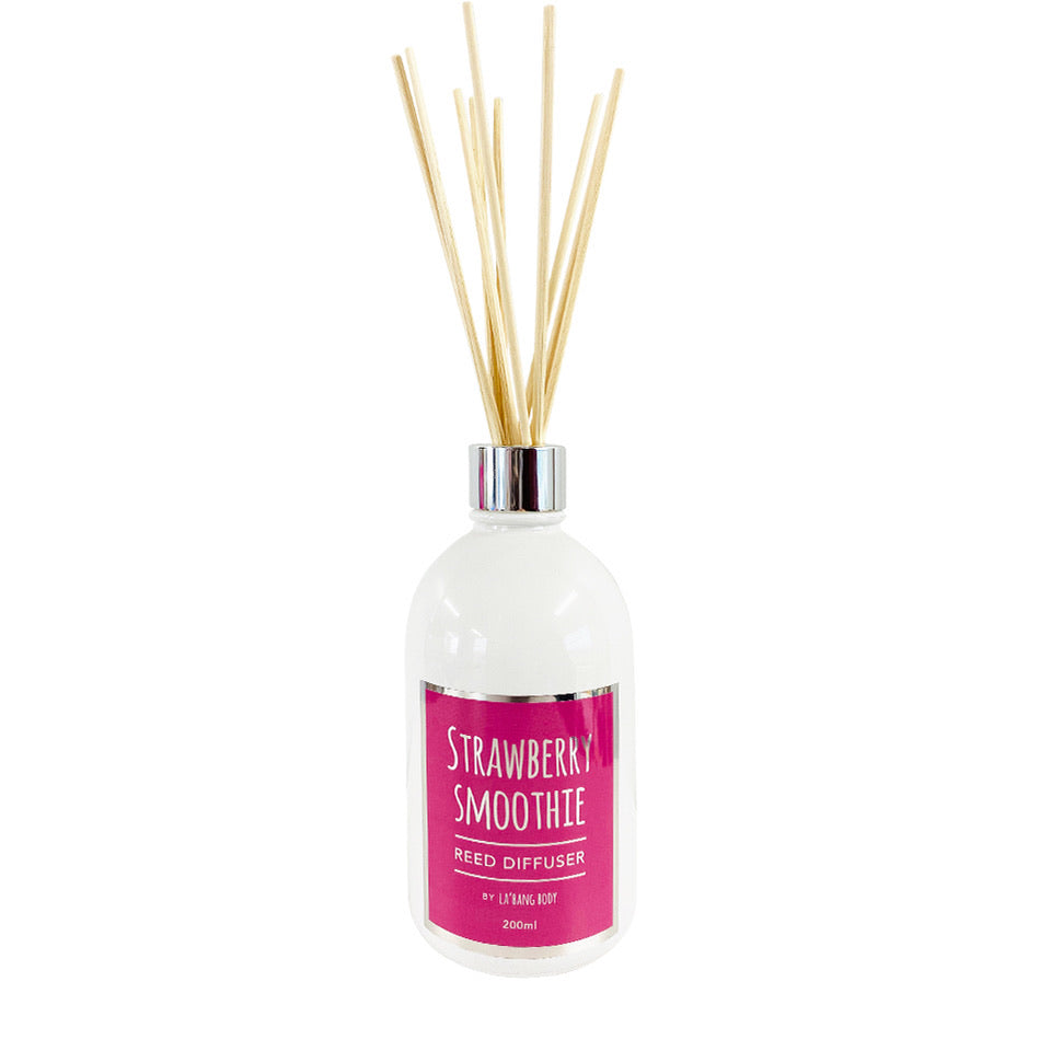 Reed diffuser - Strawberry Smoothie - 200ml - new strawberry fragrance *